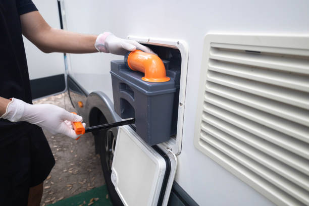 Best Portable bathroom rental  in Uniontown, AL