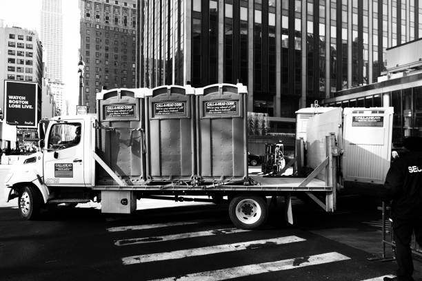 Best Porta potty rental near me  in Uniontown, AL